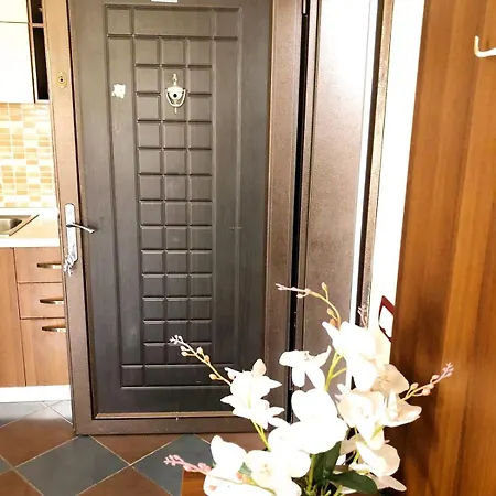 - Apartmán *