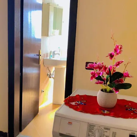 - Apartmán *